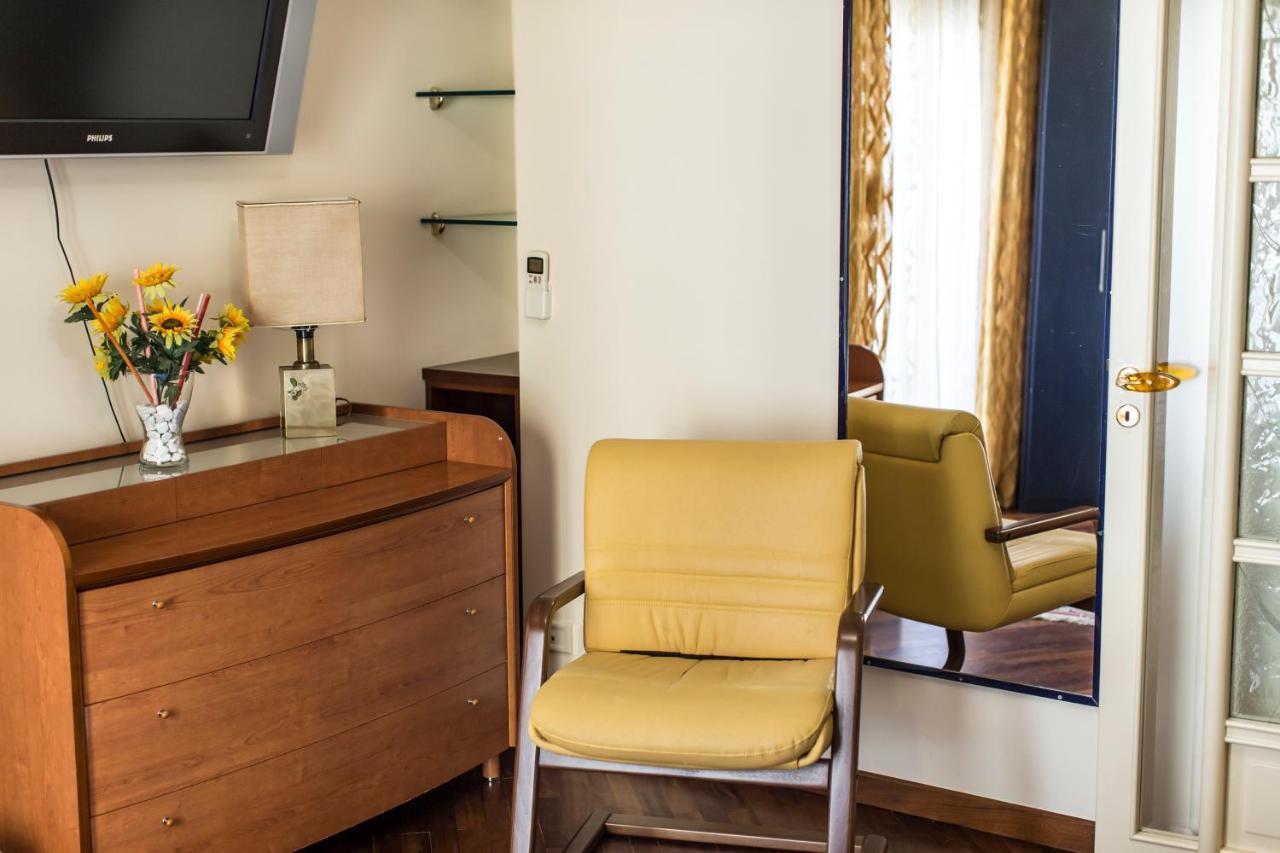 Il Sorriso Di Liu' Hotel Agrigento Luaran gambar